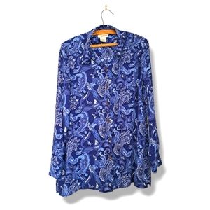 Travel Smith Blouse Womens Size Large in Blue Paisley.